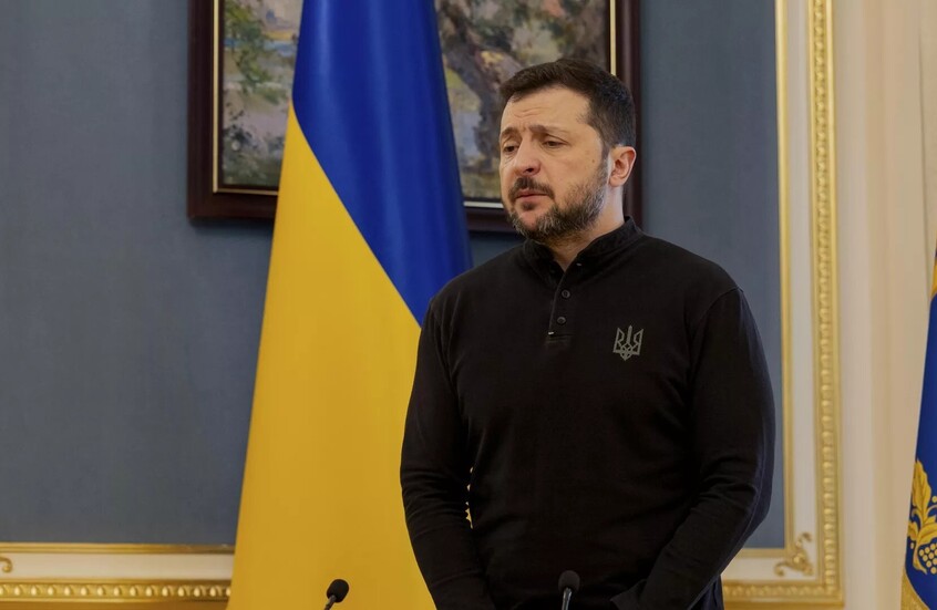 زيلينسكي يفرض عقوبات على 130 شخصية وكيانا بينهم صحافيون ووسائل إعلام روسية