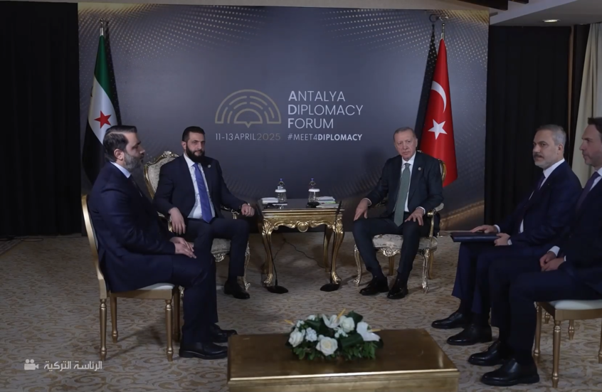 أردوغان يلتقي عددا من الزعماء الدوليين على هامش منتدى أنطاليا الدبلوماسي