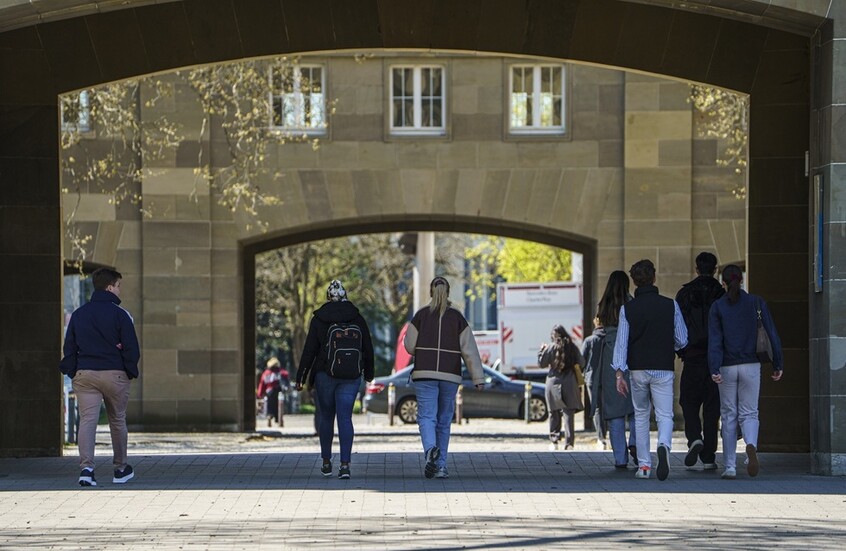 الجامعات الكندية تشهد تدفقا للمتقدمين الأمريكيين بعد إجراءات ترامب