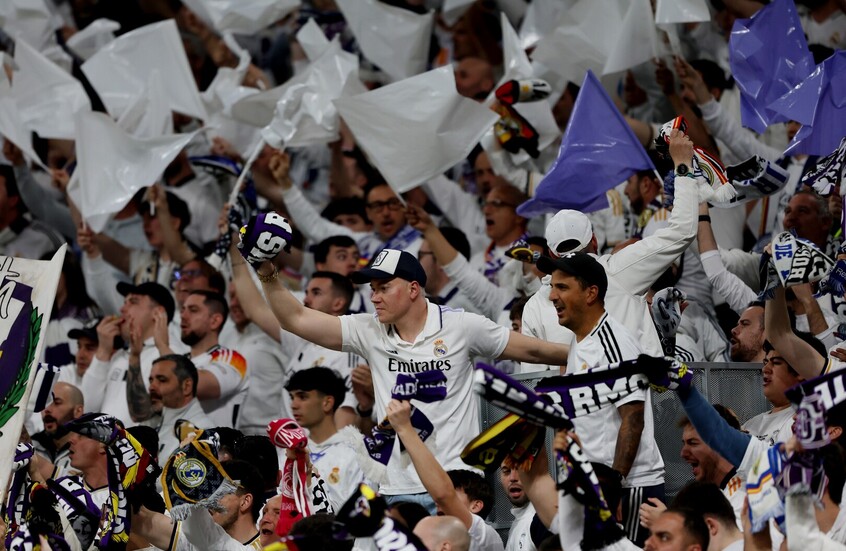 تيفو خاص من ريال مدريد لإسقاط أرسنال في ريمونتادا دوري الأبطال