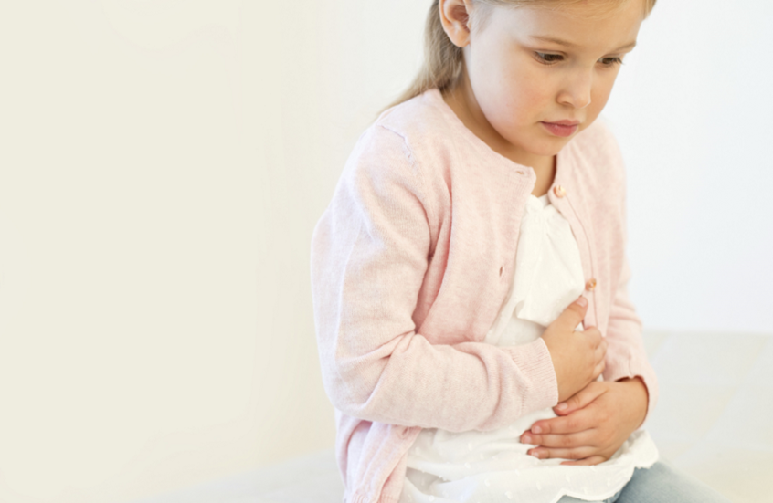 "العلاج الأفضل" لآلام البطن المزمنة لدى الأطفال