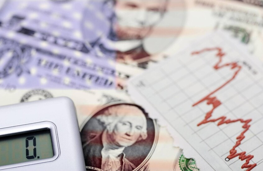 ليبيا.. محاولات لاستعادة هيبة الدينار وكبح انهياره