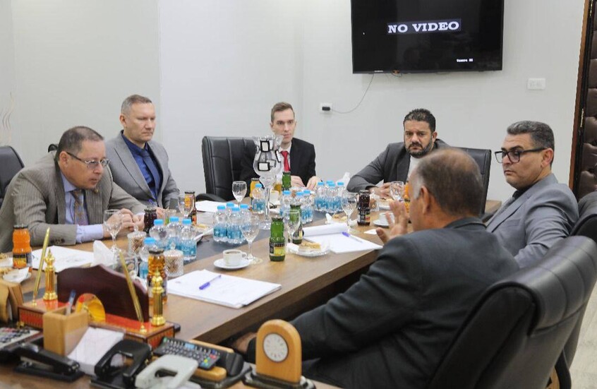 السفير الروسي يبحث مع مركز الرقابة على الأغذية آليات توريد المنتجات الروسية إلى ليبيا