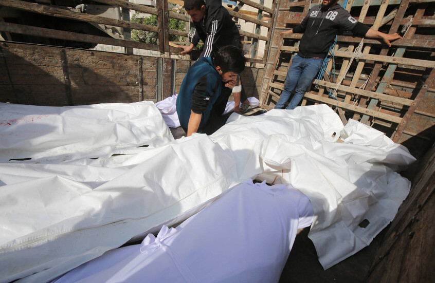 مقتل 22 فلسطينيا بغارات إسرائيلية على قطاع غزة