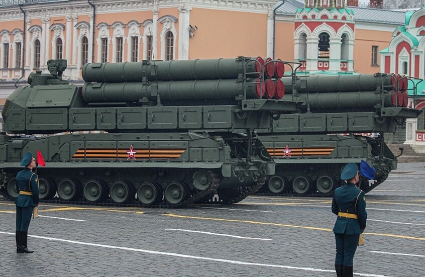 رئيس صرب البوسنة يؤكد مشاركته في احتفالات روسيا بـ9 مايو رغم تهديد الاتحاد الأوروبي بالعقوبات