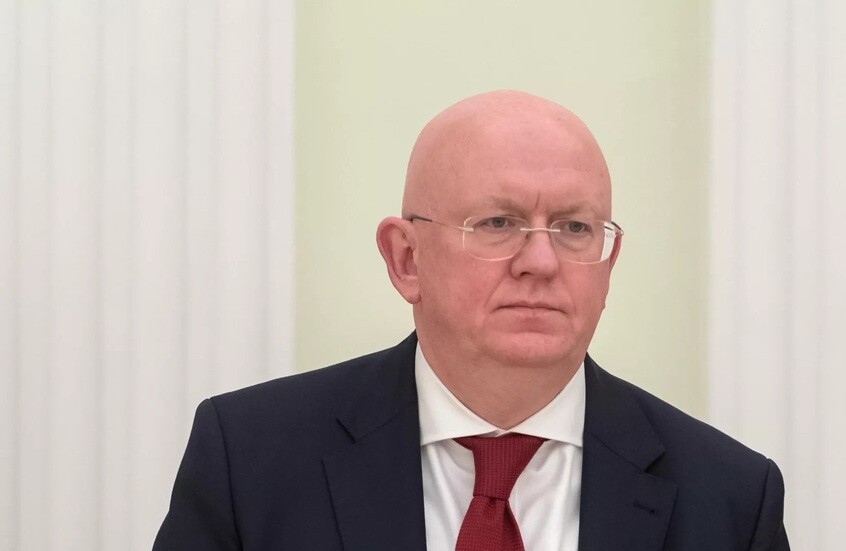 نيبينزيا: القوات الروسية في سوريا ما تزال في مواقعها وموسكو تواصل الحوار مع دمشق