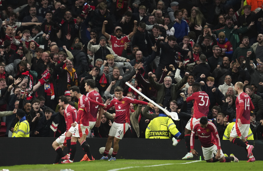 "ريمونتادا مجنونة!".. يونايتد يسجل ثلاثة أهداف في الشوط الإضافي ليبلغ نصف نهائي الدوري الأوروبي