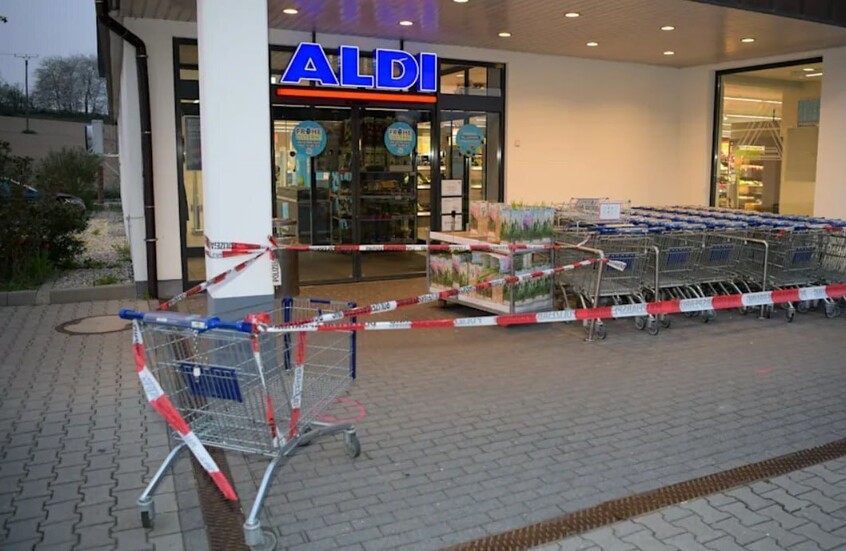 شاب يهاجم امرأة بسكين أمام متجر في ألمانيا ويصيب شابا حاول التدخل