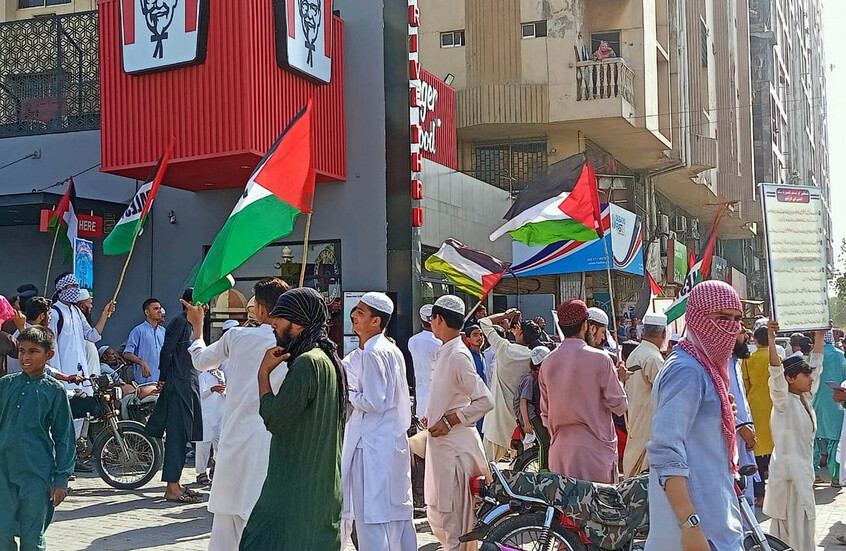 باكستان.. اعتقال 178 شخصا بعد هجمات على مطاعم "كنتاكي" مرتبطة بحرب غزة