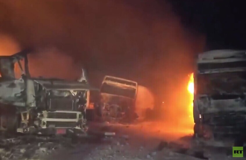 اليمن.. آثار قصف الطيران الأمريكي على "رأس عيسى"