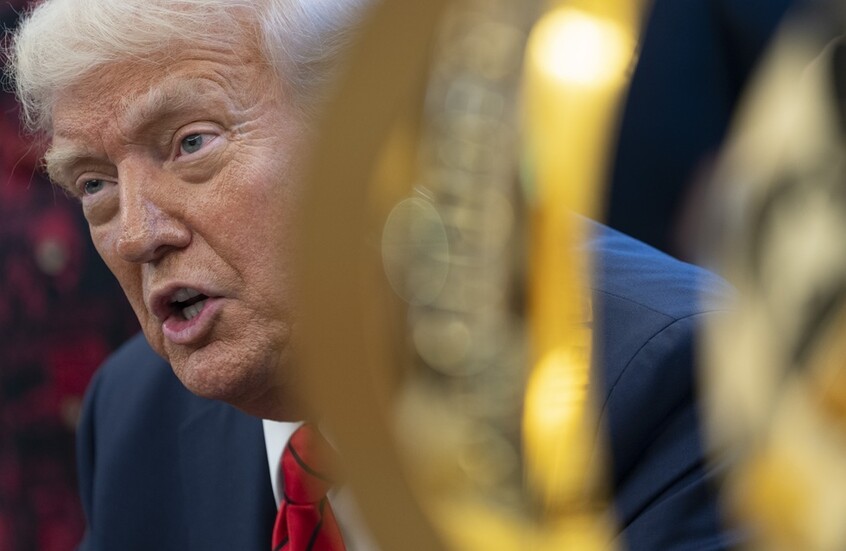 أكسيوس: إدارة ترامب ستمضي في عمليات طرد جماعي لعدد أكبر من الموظفين الفيدراليين بموجب الجدول "F"