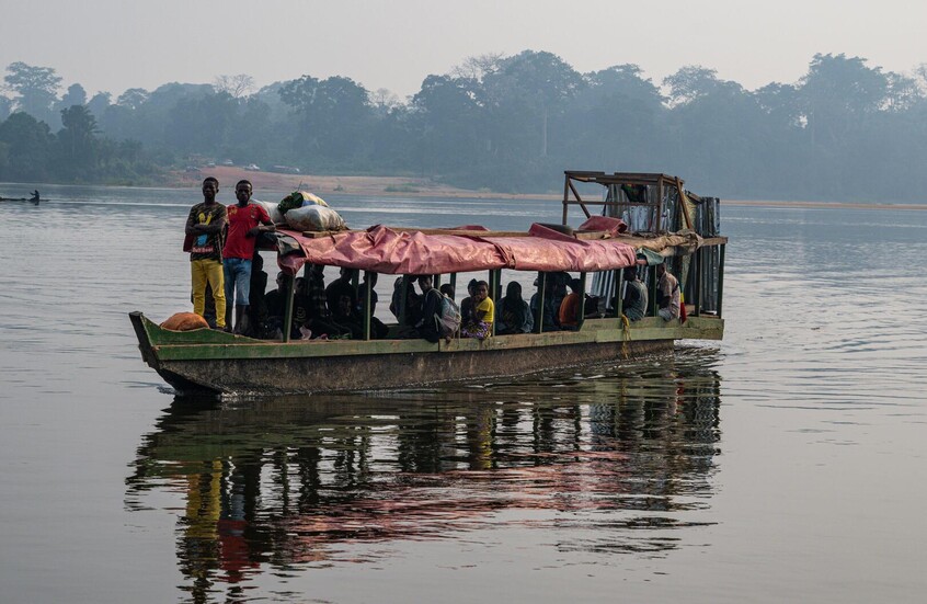 كارثة.. ارتفاع حصيلة ضحايا حادث تحطم قارب في الكونغو والمفقودون بالمئات