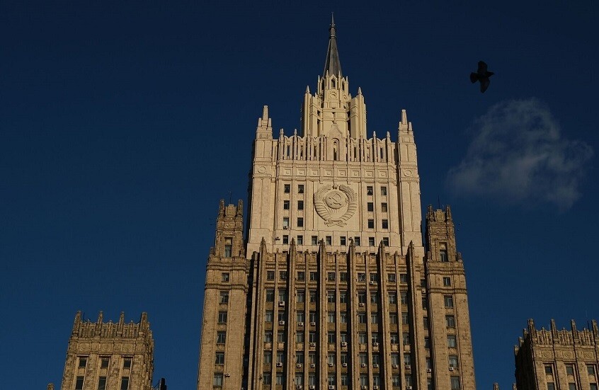 الخارجية الروسية تعلق على تصريحات ألمانيا بشأن نقل صواريخ "توروس" إلى كييف