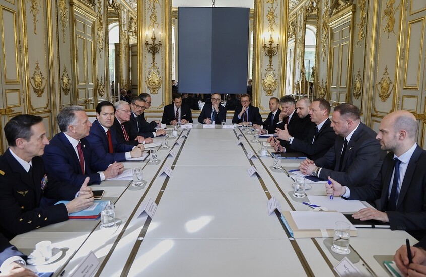 وسائل إعلام: حلفاء كييف يعتزمون الاتفاق على وقف إطلاق نار شامل في أوكرانيا وتحفيز موسكو لقبوله