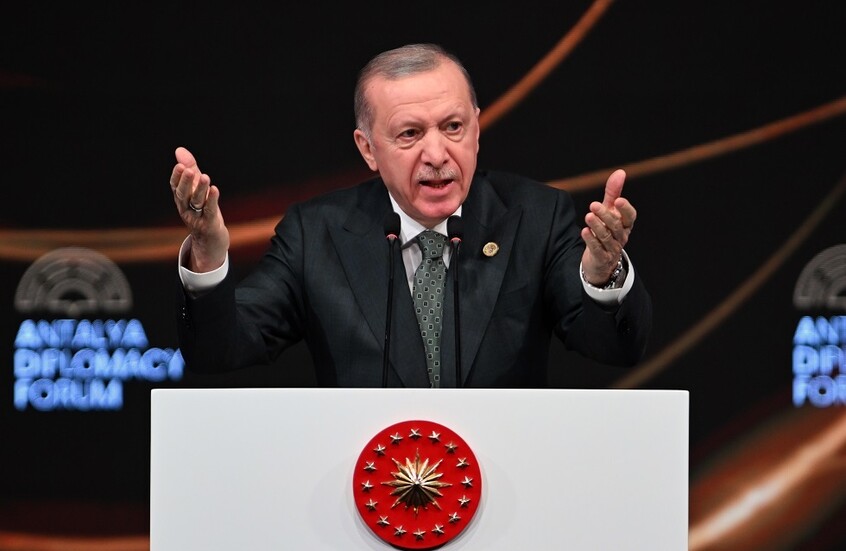 أردوغان: مجازر إسرائيل في قطاع غزة أظهرت مدى زيف ما يُسمى بـ"القيم الغربية"