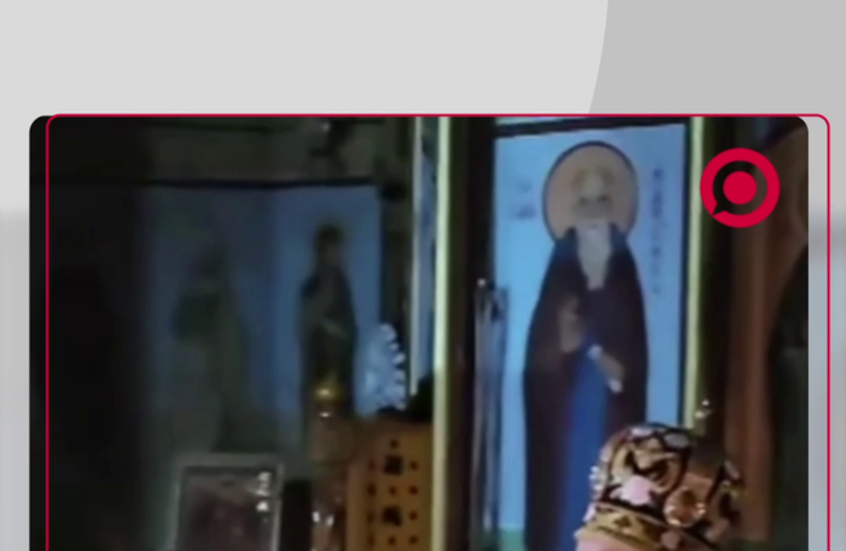 الأسقف ماركيل فاليشستي يقود قداس عيد الفصح