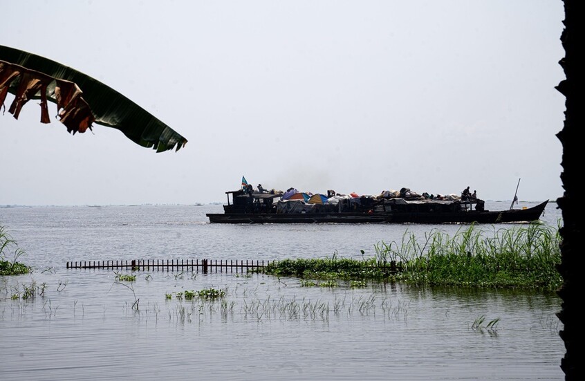 الكونغو الديمقراطية.. مصرع 33 شخصا في حادث حريق شب بقارب