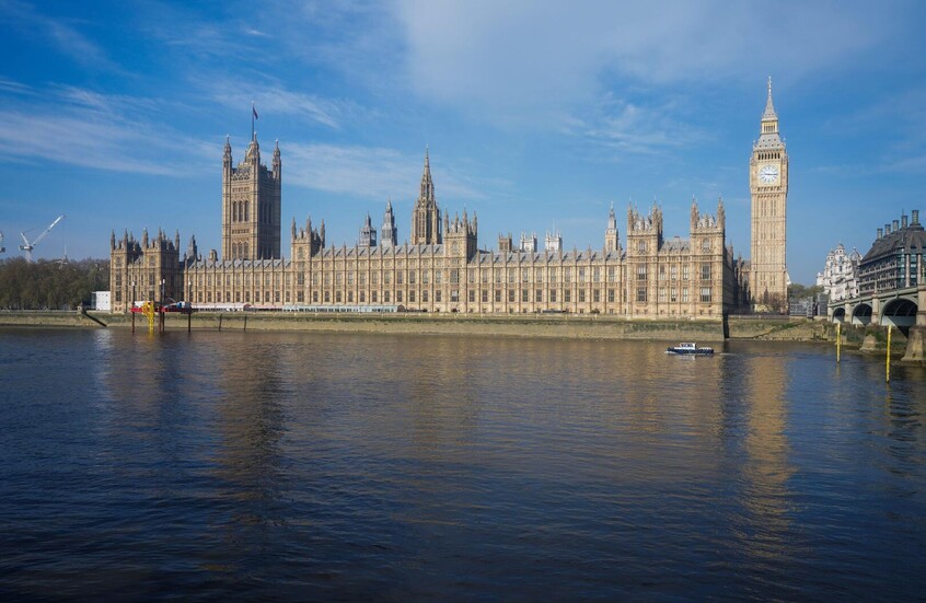 برلماني بريطاني: على أوكرانيا أن تكون مستعدة للتنازل عن أراض