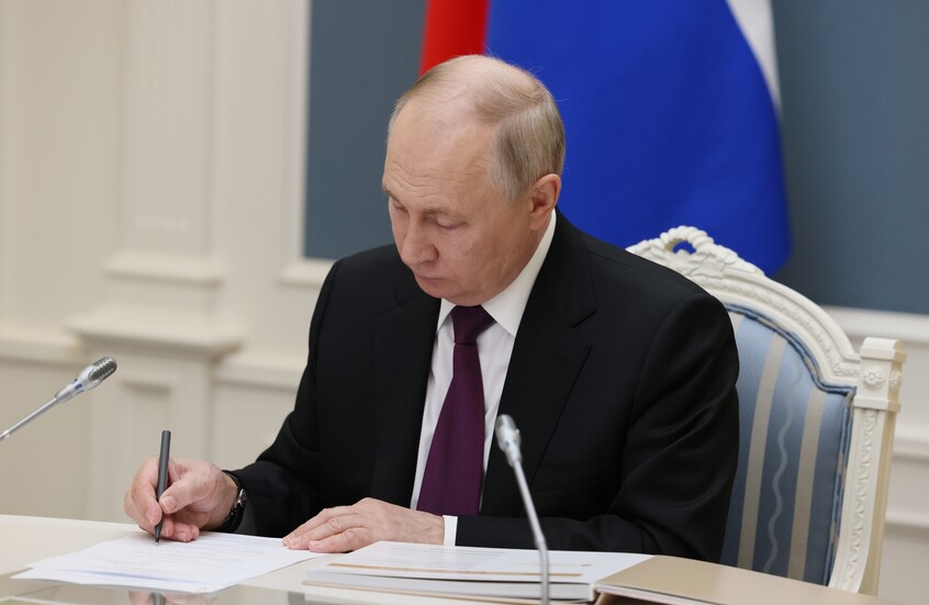 بوتين يصدر تعليمات لإجراء دراستين لإنشاء مركز وطني للحوسبة الفائقة ولإنتاج بطاريات أيون الصوديوم