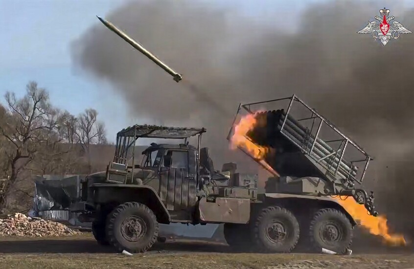 الدفاع الروسية: تحييد 50 مقاتلا أوكرانيا بعد استئناف القتال في كورسك