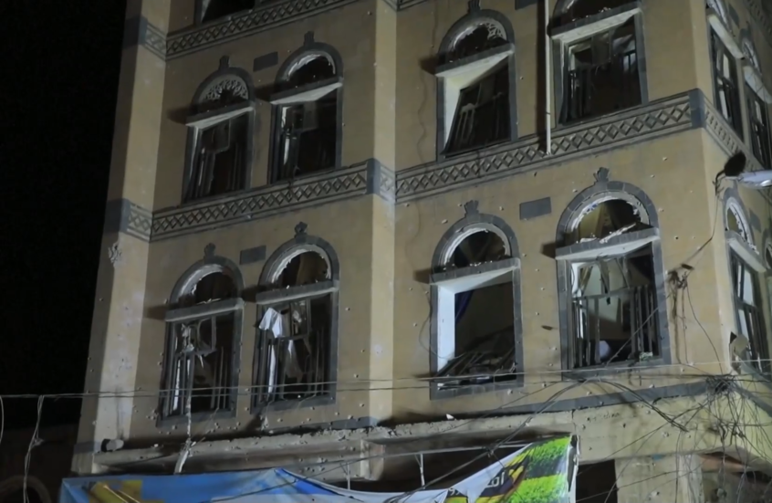 دمار في صنعاء بعد الغارات الجوية الأمريكية