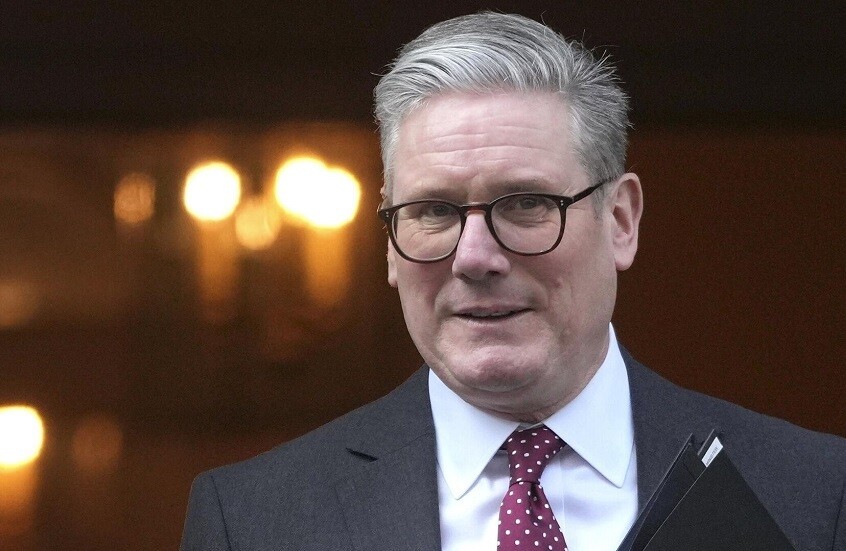 "تايمز": ستارمر يقترب من التوصل إلى اتفاق تجاري كبير مع الاتحاد الأوروبي على حساب الصيادين