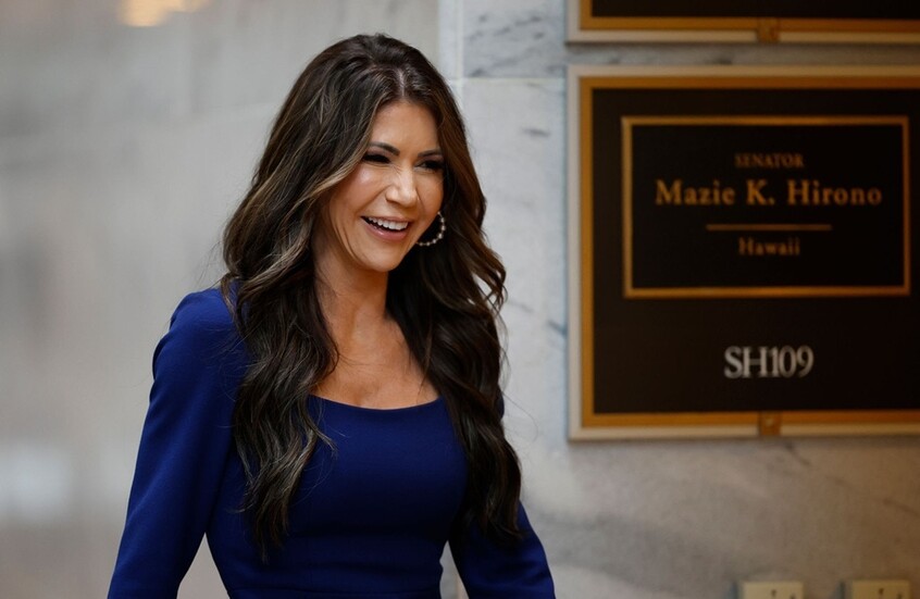 إعلام: سرقة حقيبة وزيرة الأمن الداخلي الأمريكي في مطعم بواشنطن