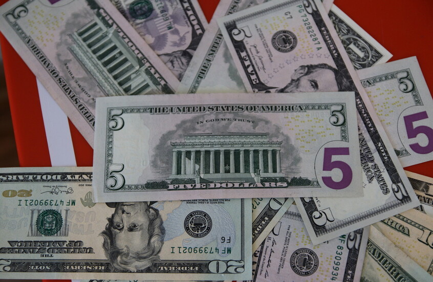 إيران تعرض فرصا استثمارية بقيمة 135 مليار دولار