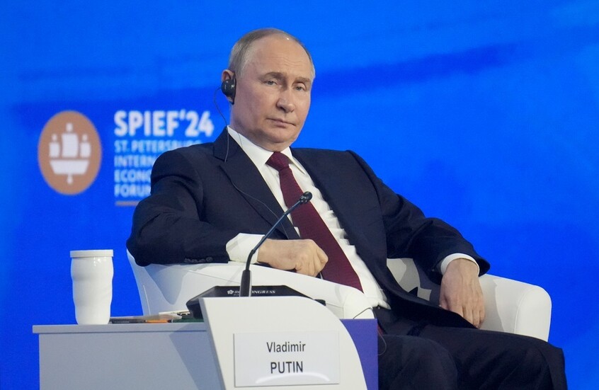 بوتين يشارك في منتدى بطرسبورغ الاقتصادي الدولي 2025