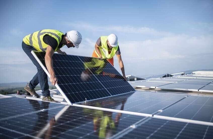 "بلومبرغ": الولايات المتحدة تفرض رسوما بنسبة 3521% على سلع من 4 دول