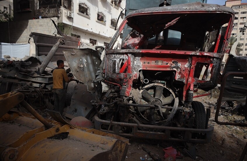 المرصد الأورومتوسطي: فرنسا متورطة مع الجيش الإسرائيلي في مخططات لتهجير الكفاءات الفلسطينية من غزة