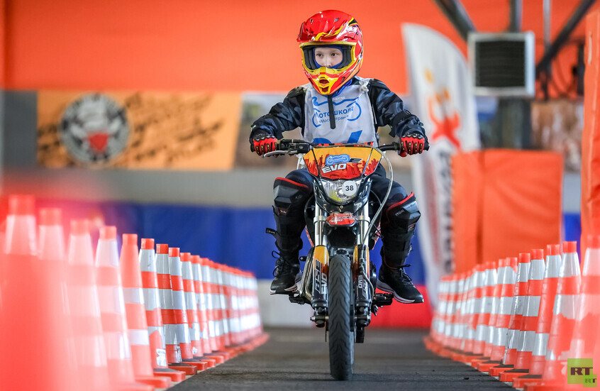 مسابقة فريدة من نوعها في مدرسة روسية للأطفال