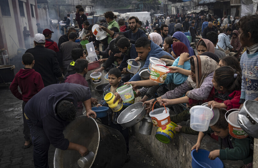 تقرير يكشف كارثة في غزة.. انتشار واسع للجوع واليأس مع نفاد الطعام والدواء