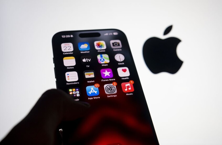 "أبل" تعتزم نقل تجميع هواتفها التي تُباع في أمريكا من الصين إلى الهند