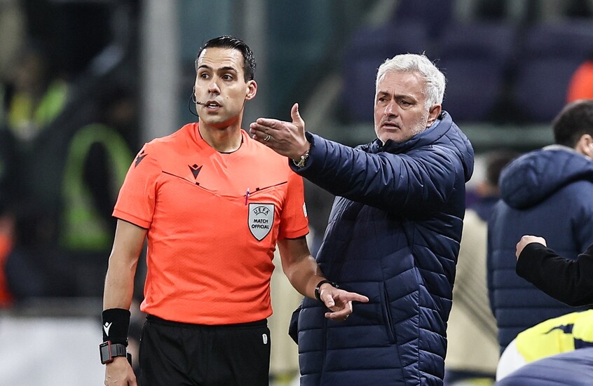 مورينيو يقترب من الظهور في مونديال 2026.. ولكن ليس مع البرازيل!