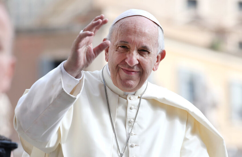 مجلة سويسرية: البابا فرنسيس جعل الكنيسة الكاثوليكية صوتا للسلام في زمن الحرب