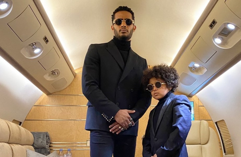 نجل محمد رمضان أمام محكمة الطفل في منطقة أكتوبر