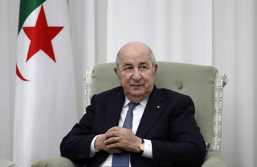 الرئيس الجزائري: اعتماد الإنجليزية بدل الفرنسية في تدريس الطب قرار صائب