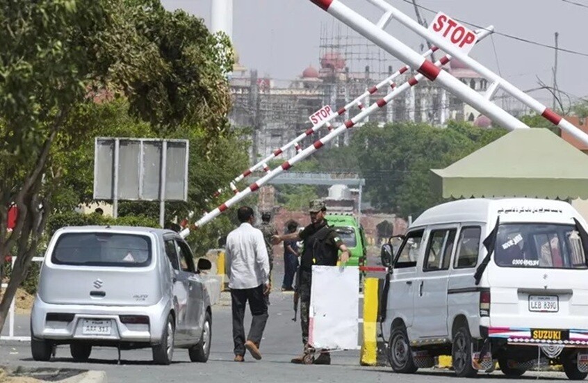 وزير الدفاع الباكستاني: لا خطط لدينا لبدء حرب مع الهند