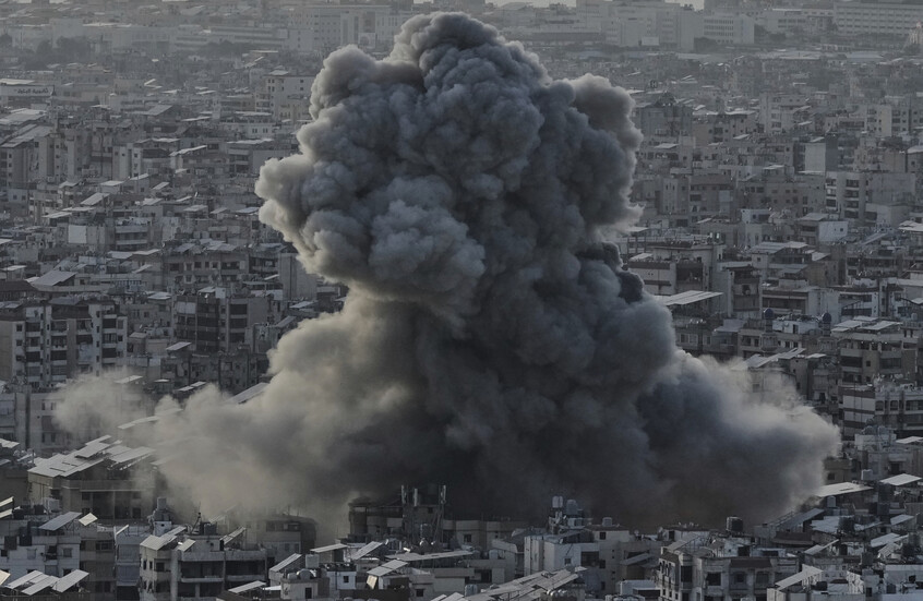 مراسلنا: الجيش الإسرائيلي يشن غارة عنيفة على الضاحية الجنوبية لبيروت (فيديوهات+صور)