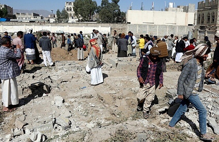 اليمن.. مصدر طبي يعلن مقتل 8 أشخاص بينهم نساء وأطفال إثر قصف أمريكي