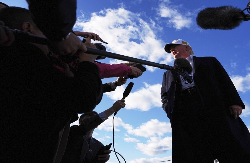 ترامب: زيلينسكي مستعد للتخلي عن مطلب "استعادة" شبه جزيرة القرم