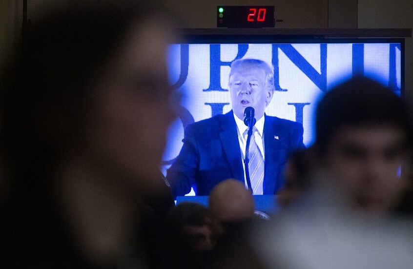 نخبة الجامعات الأمريكية تشكل اتحادا لمواجهة إجراءات ترامب وتُهدد بوقف التمويل