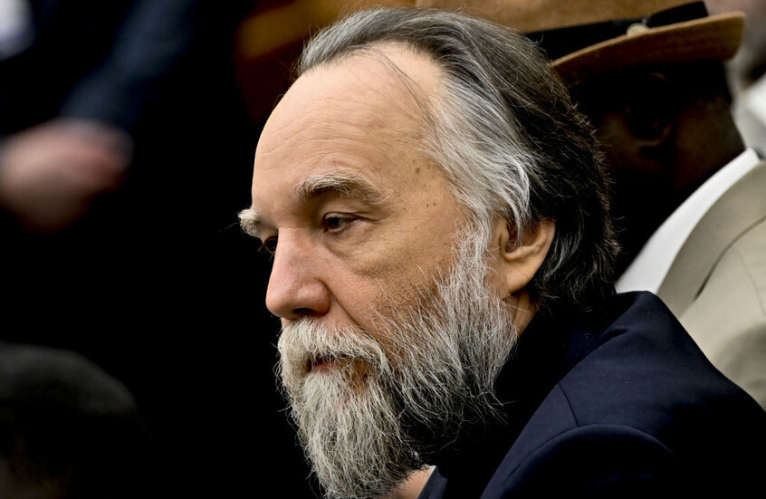 دوغين: أوروبا مستعدة لمحاربة روسيا وتعمل على تخريب عملية السلام مع أوكرانيا