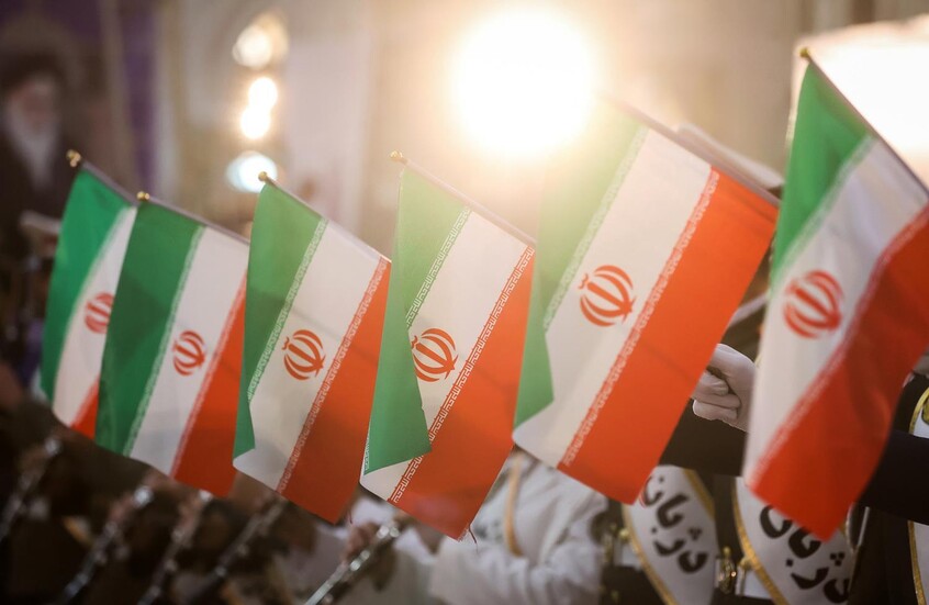 إعلام: إيران تقترح على "الترويكا الأوروبية" عقد لقاء حول البرنامج النووي
