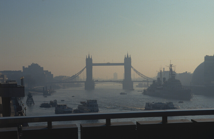 "نهب الغنائم".. صحفي بريطاني يكشف سبب تمسك لندن بالنزاع الأوكراني