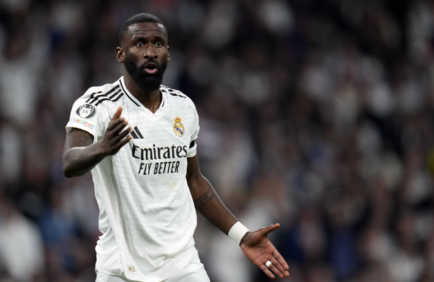 الاتحاد الإسباني يفرض عقوبة قاسية على مدافع ريال مدريد روديغر بسبب سلوكه في مباراة الكلاسيكو