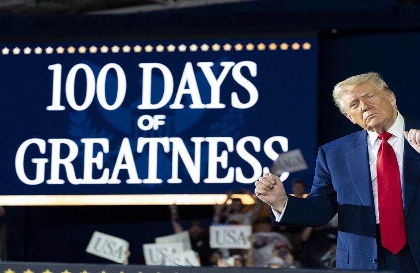 ترامب: الولايات المتحدة تسعى لاتفاق تجاري مع الصين دون خسارة تريليون دولار سنويا