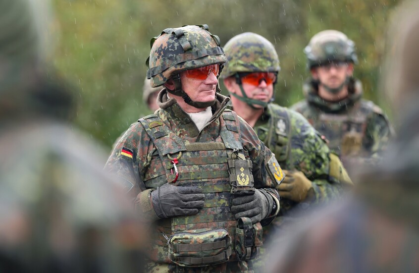 "تايمز": أوروبا عاجزة عن إرسال قوات إلى أوكرانيا