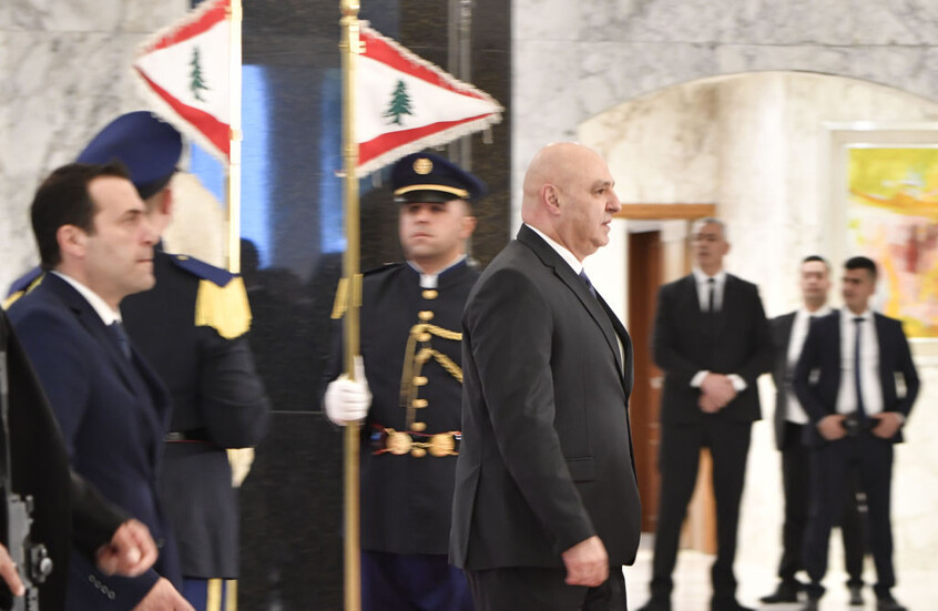 الرئيس اللبناني يبدأ زيارة رسمية إلى الإمارات